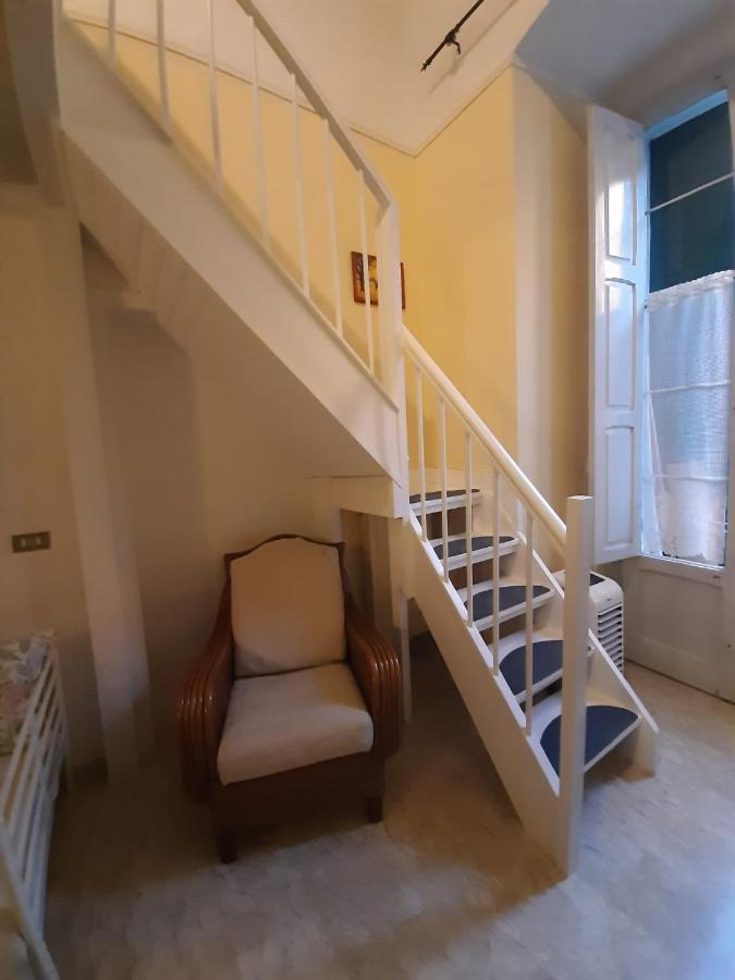 Holiday House Nel Cuore Di Bari Extérieur photo