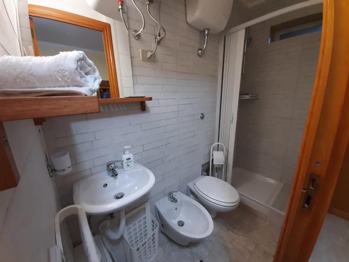 Holiday House Nel Cuore Di Bari Extérieur photo
