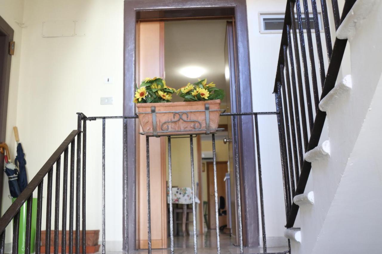 Holiday House Nel Cuore Di Bari Extérieur photo