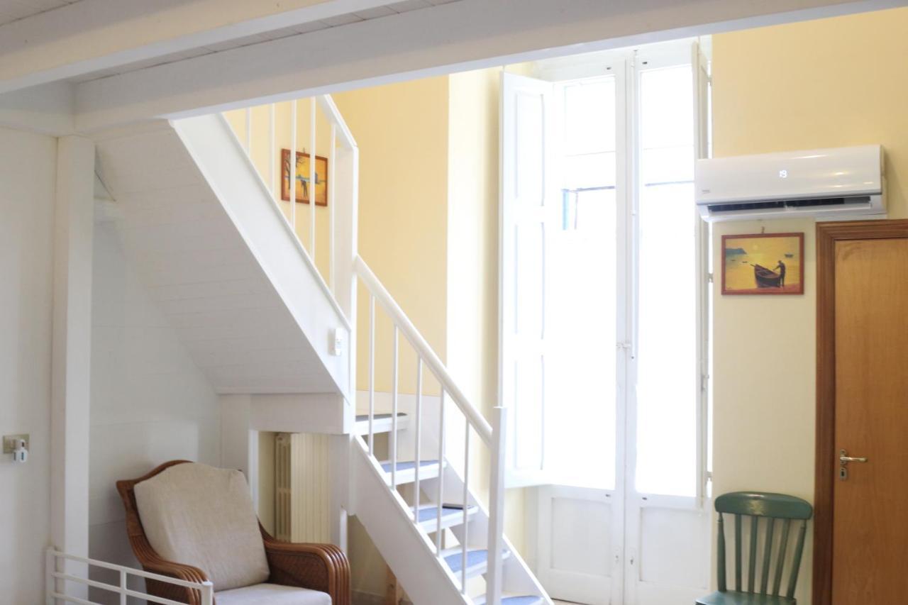 Holiday House Nel Cuore Di Bari Extérieur photo