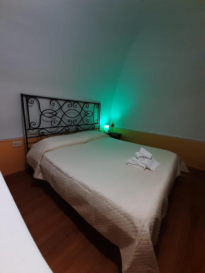 Holiday House Nel Cuore Di Bari Extérieur photo