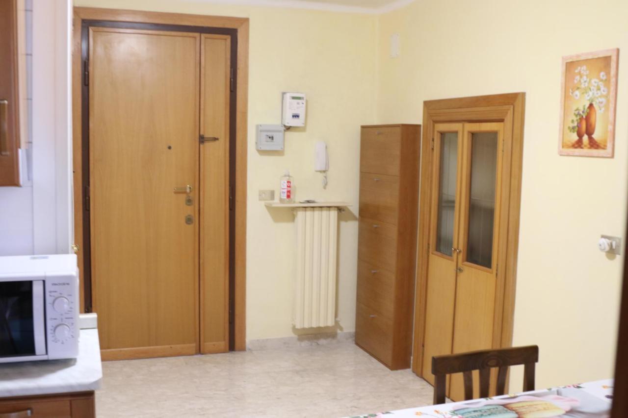 Holiday House Nel Cuore Di Bari Extérieur photo